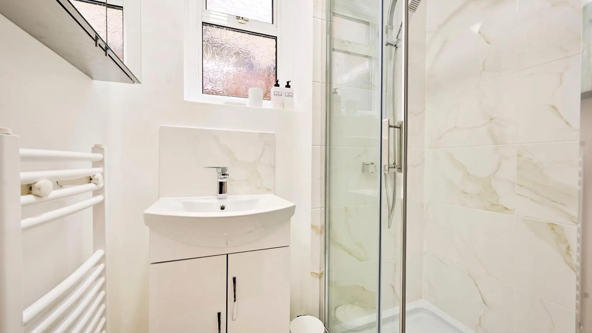 Apartment Greenwich Holiday Home London